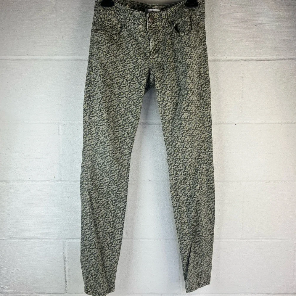 CAbi #5083 Ditsy Floral Skinny Jeans, 2